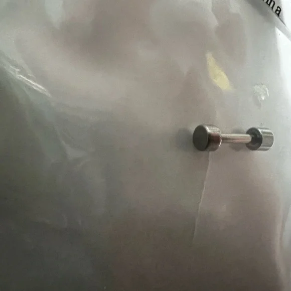 Moving sale!
Pircing ear studs color silver - Picture 2 of 2